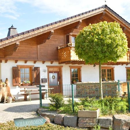 Haus Alpenrose Zum Vic Apartment Вермелскирхен Екстериор снимка