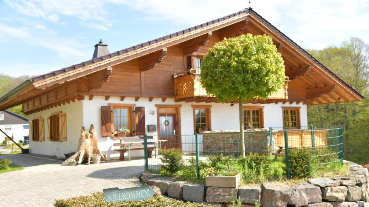 Haus Alpenrose Zum Vic Apartment Вермелскирхен Екстериор снимка